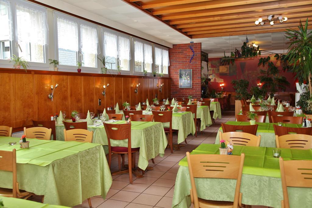 Hotel De Ville Du Sentier Le Sentier Екстериор снимка